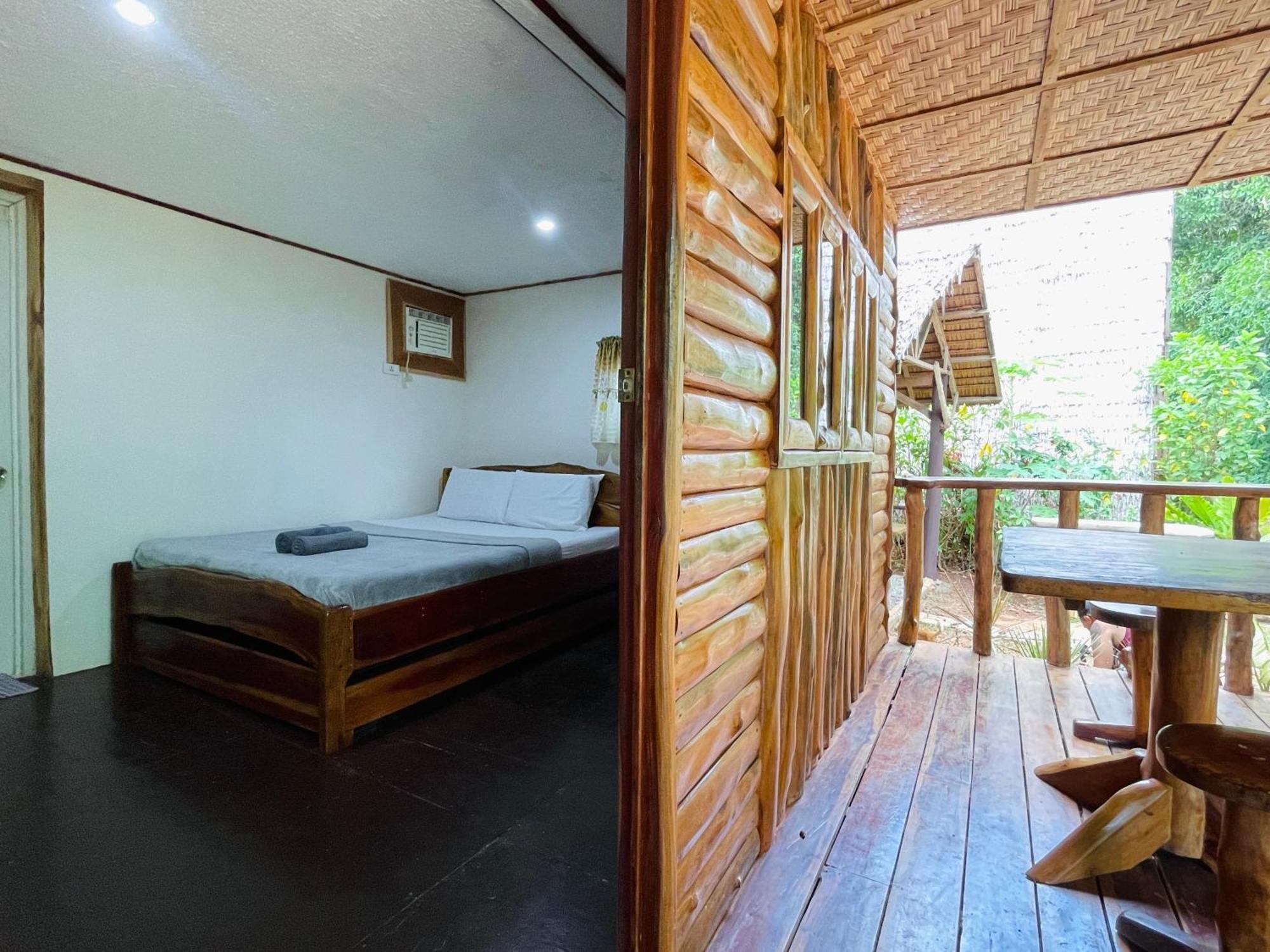 Travis Post Homestay Siquijor Exterior photo