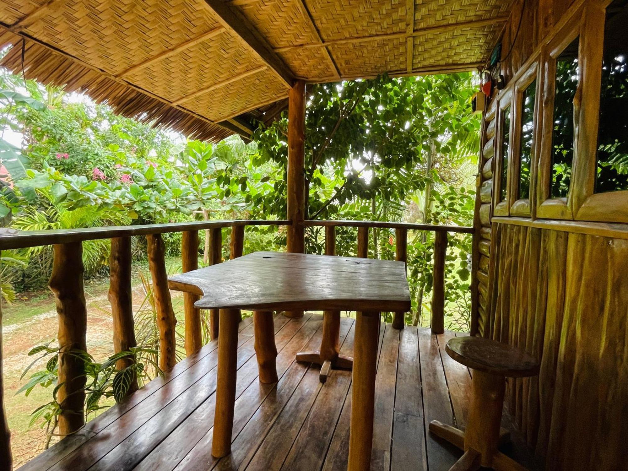 Travis Post Homestay Siquijor Exterior photo